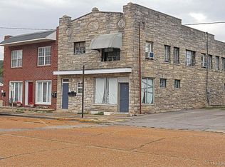 118 S Main St, Chaffee, MO 63740