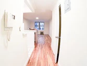 Rented by Urban Real Estate Inc