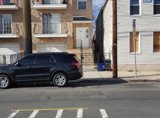 533 S 10th St, Newark, NJ 07103