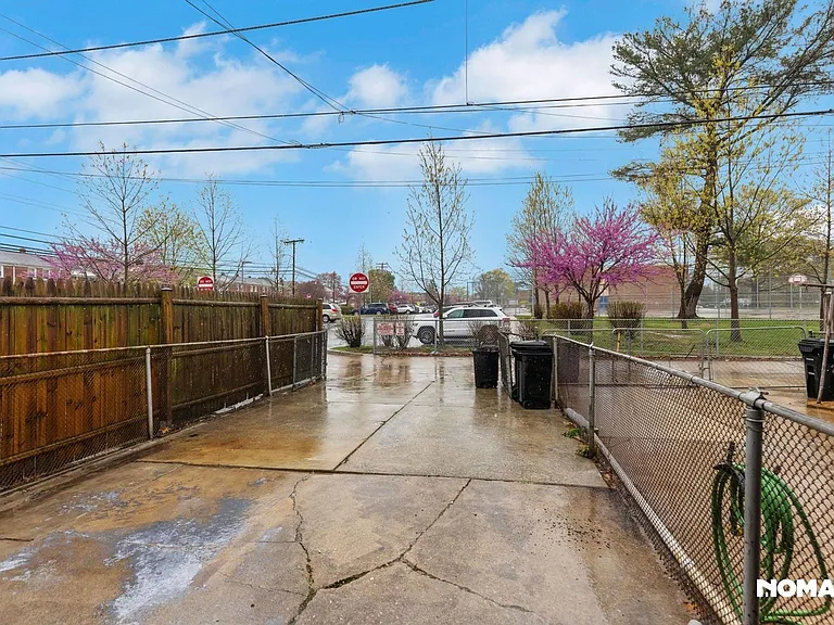 2207 Firethorn Rd — Photo 31