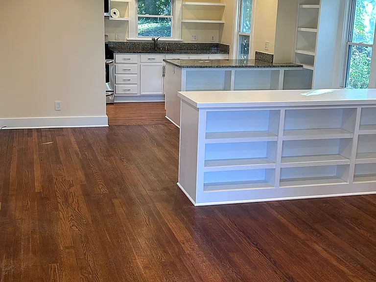 8 Pineview Rd — Photo 3