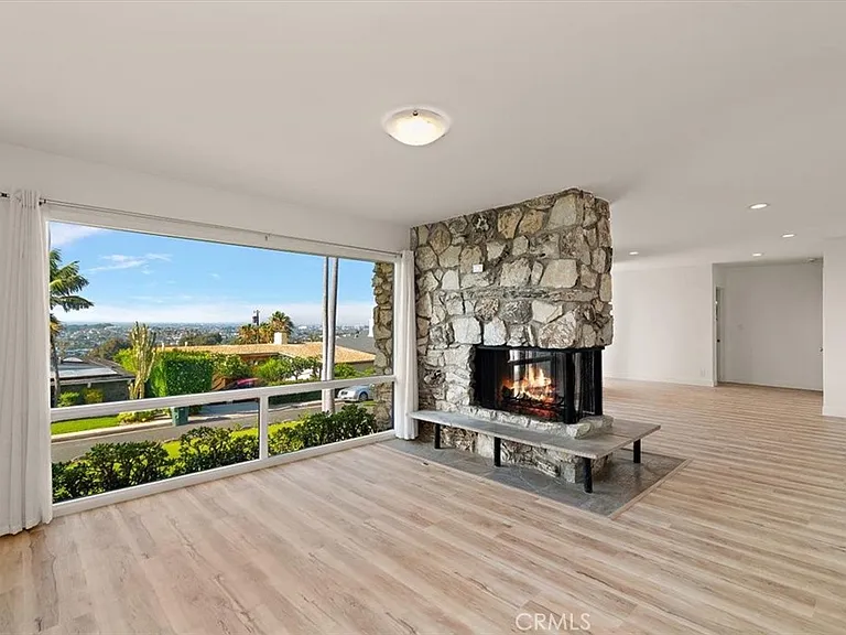 312 Avenida Atezada — Photo 9