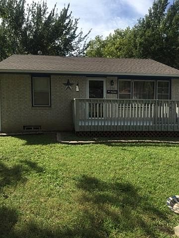 1st image of 1233 Woodland St
