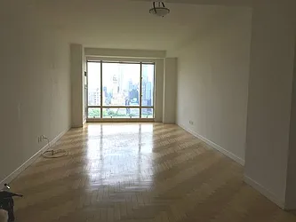 Rented by La Seven Inc.