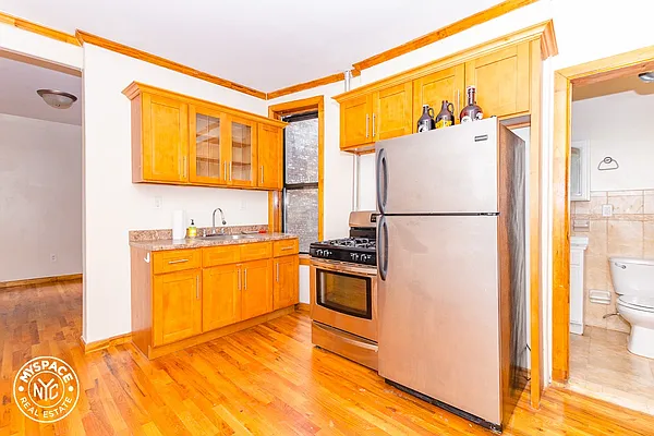 Rented by MySpaceNYC | media 2