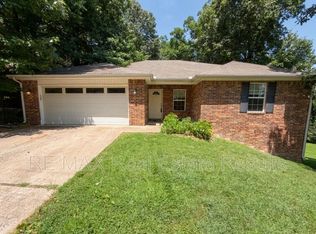 5 Dolphin Ln, Bella Vista, AR 72715