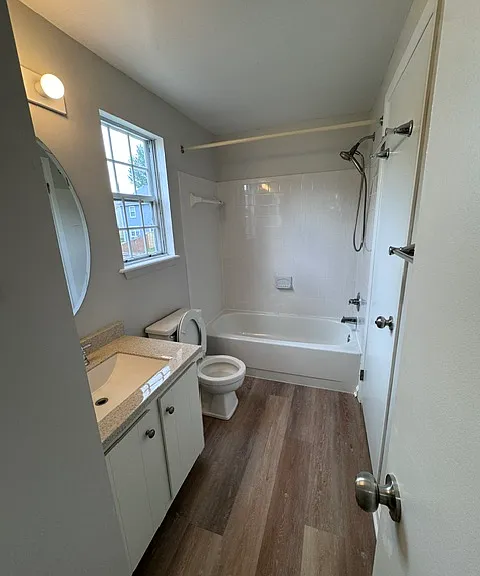 2910 Byron Ct — Photo 12
