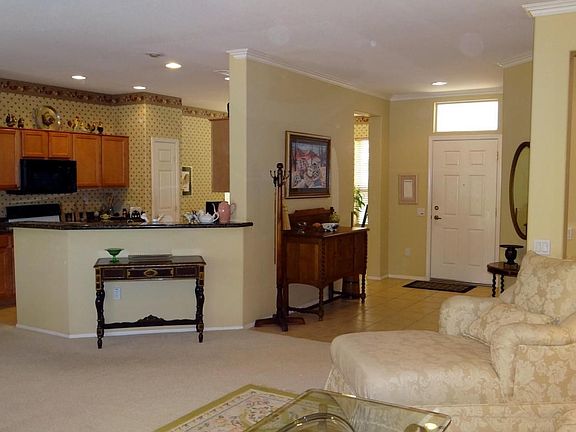 4th image of 20558 N Garden Ct