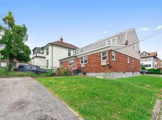 10520 27th Ave, East Elmhurst, NY 11369
