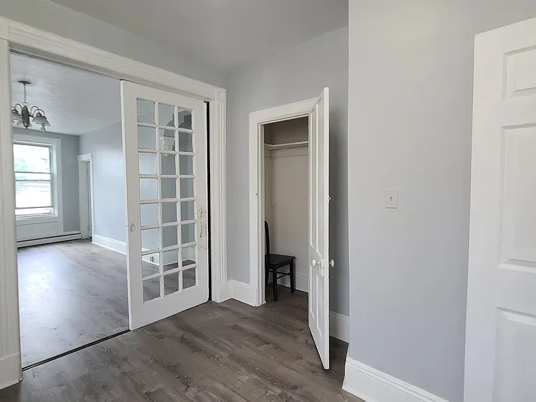 302 Summit Ave #1 — Photo 17