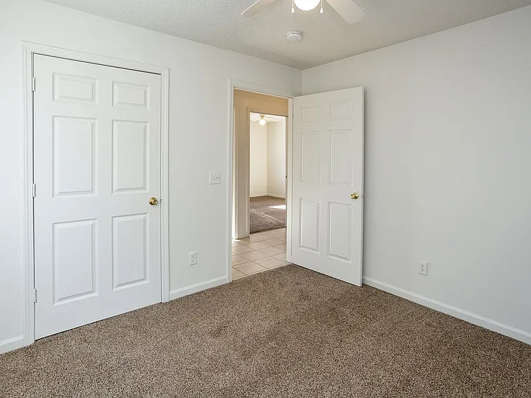 3 Bedroom Home for rent in Des Moines, IA — Photo 6