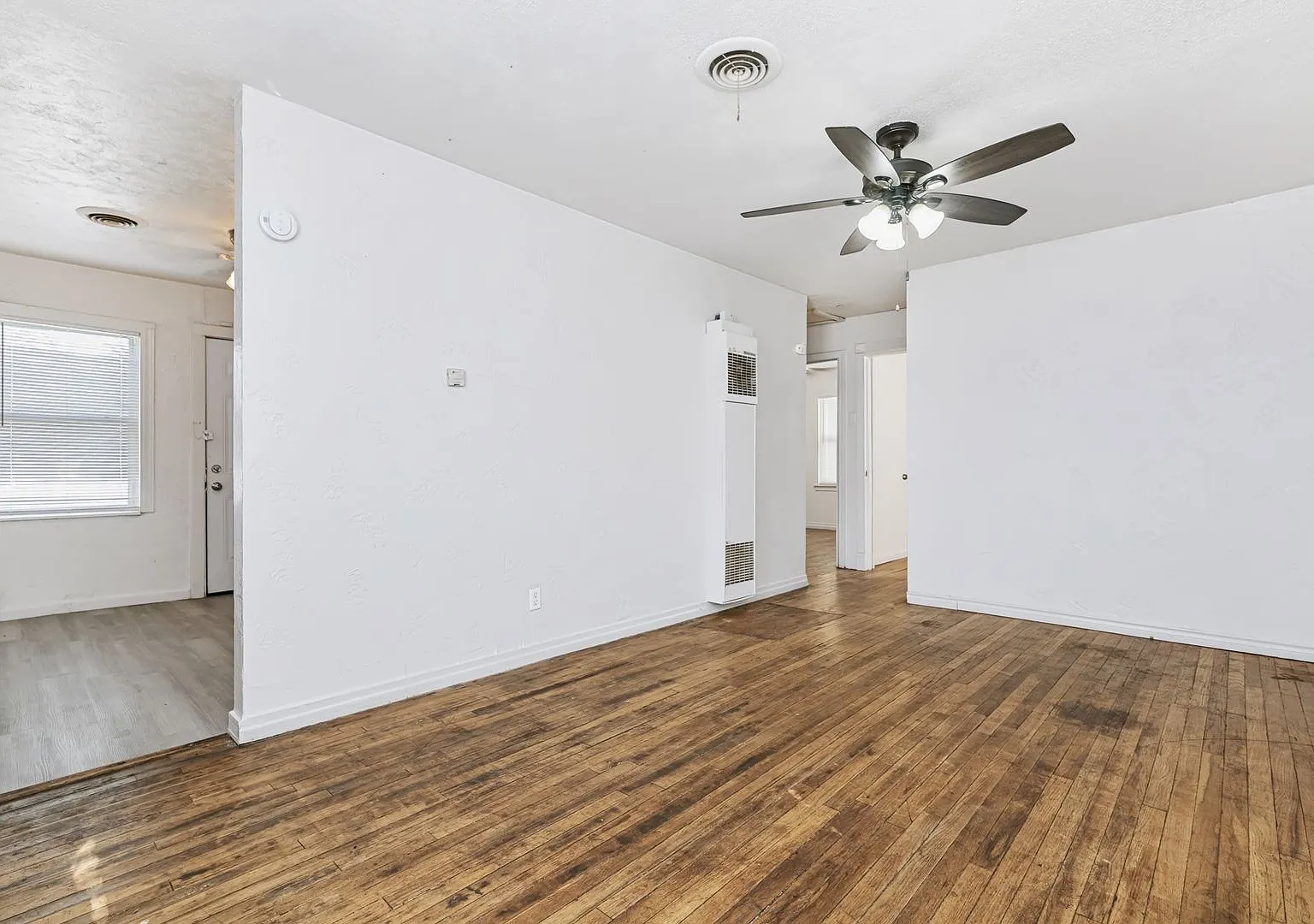 1402 Dunaway St — Photo 4