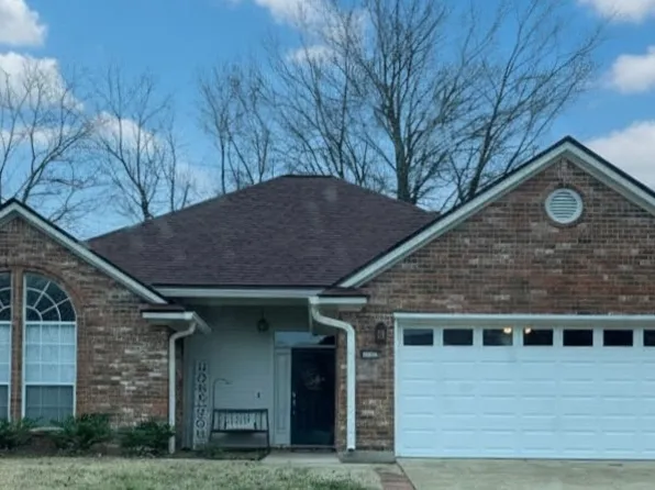 5912 Summerville Ln, Bossier City, LA 71111