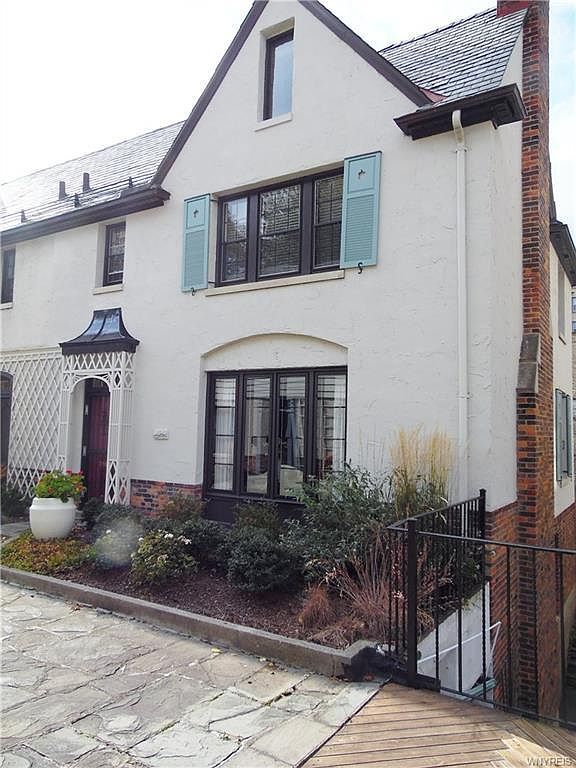 12 Mayfair Ln, Buffalo, NY 14201 Zillow