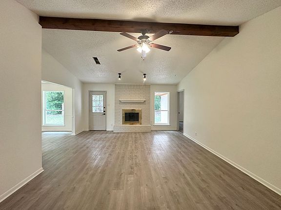 2nd image of 3321 Sungate Dr