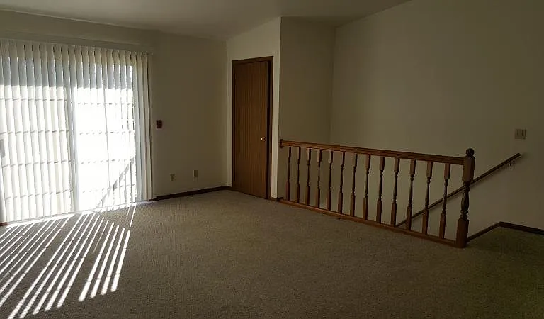 300 Humar St #4 — Photo 3