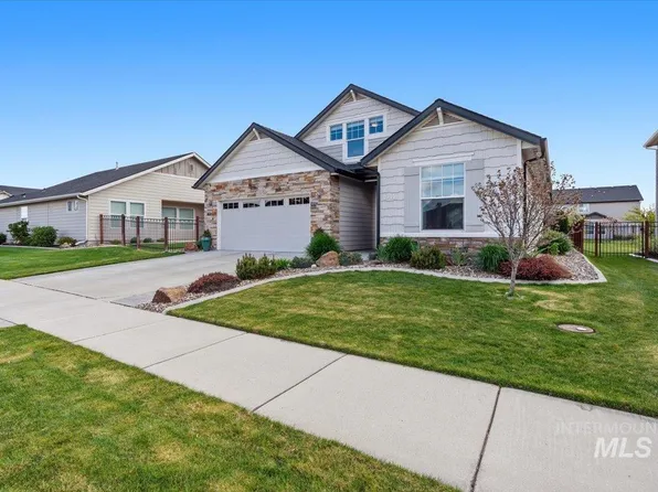 1044 N Synergy Ln, Eagle, ID 83616