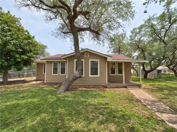 745 S Rife St, Aransas Pass, TX 78336