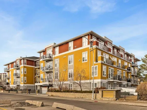 208 S Holy Cross Ln SW #313, Calgary, AB T2S 3G3