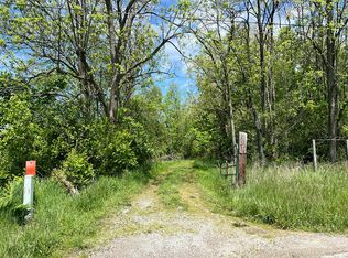 5559 Panhandle Rd, New Vienna, OH 45159