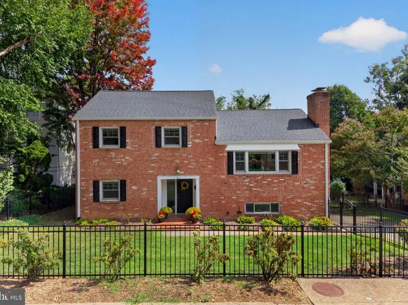 1811 N Randolph St, Arlington, VA 22207