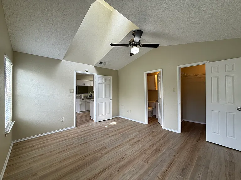 14523 Waddesdon Blf #14523 — Photo 13