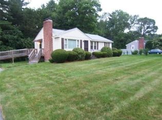 18 College Rd, Burlington, MA 01803