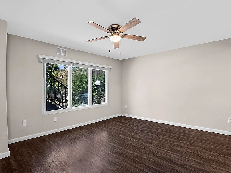 Point Loma Bay Apartments | Coastal Living Near the Beach — Photo 21