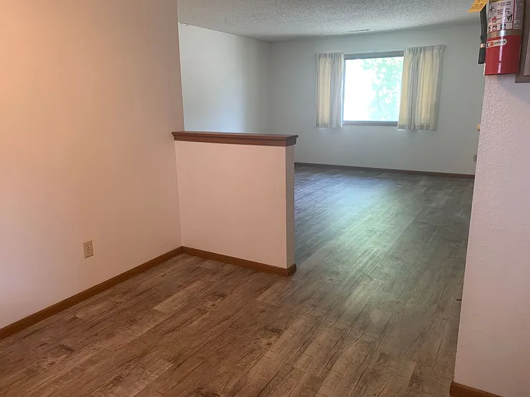 939 Boston Way — Photo 5
