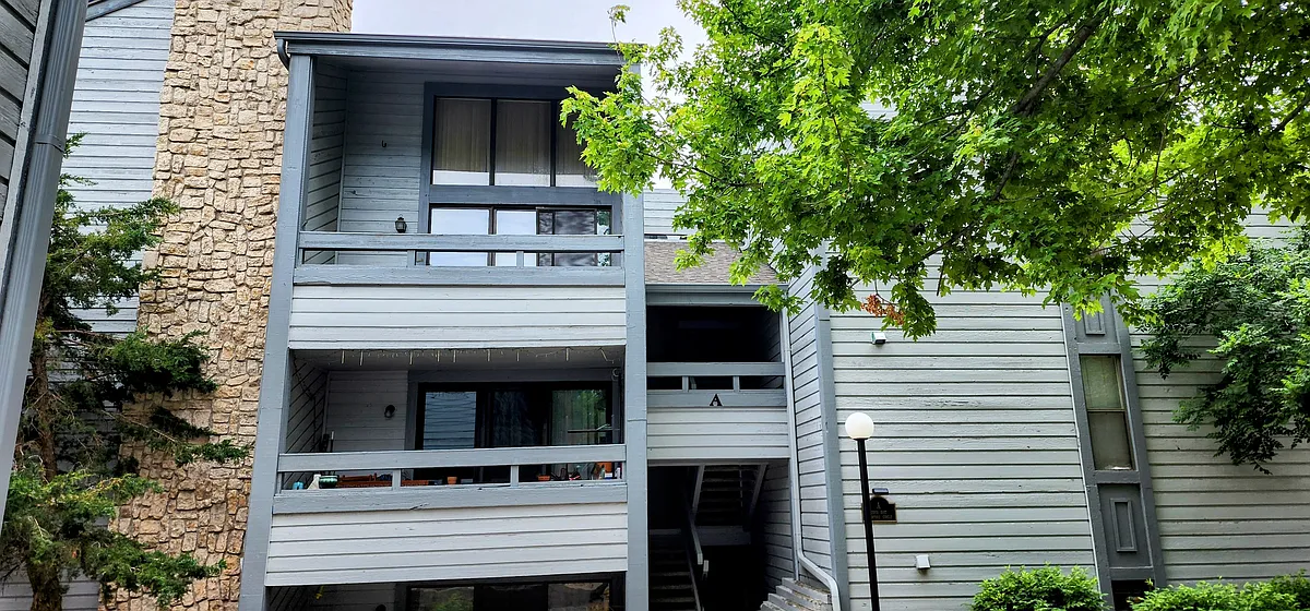 Building Photo - 13902 E Stanford Cir