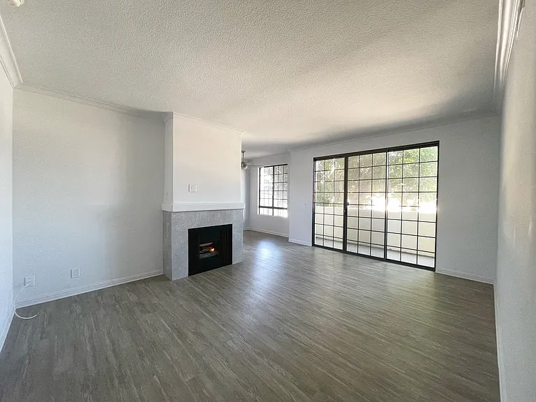 3815 McLaughlin Ave — Photo 23