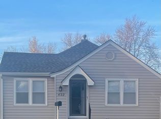 422 E 16th Ave, Hutchinson, KS 67501