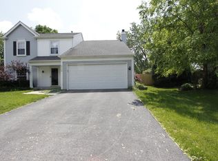 2730 Leyland Ln, Aurora, IL 60504