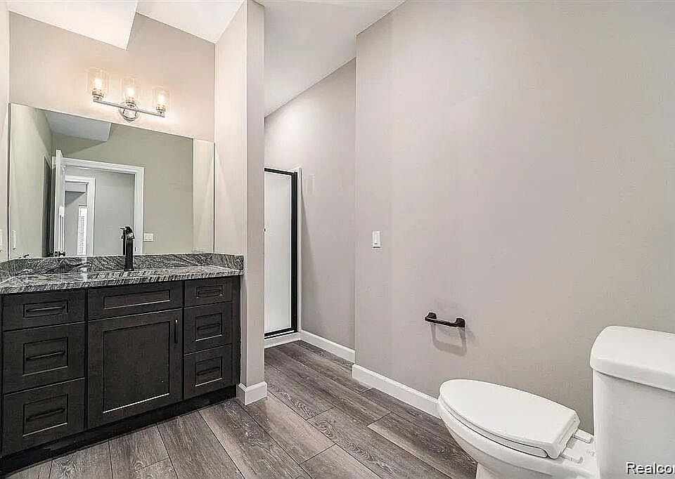 1251 E Woodward Heights Blvd, photo 11