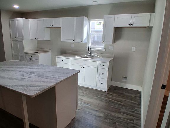 5th image of 1443 Hortense Ave