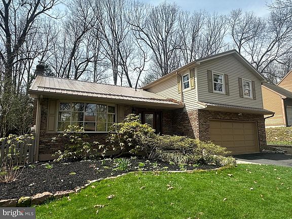 3rd image of 618 Berkshire Dr