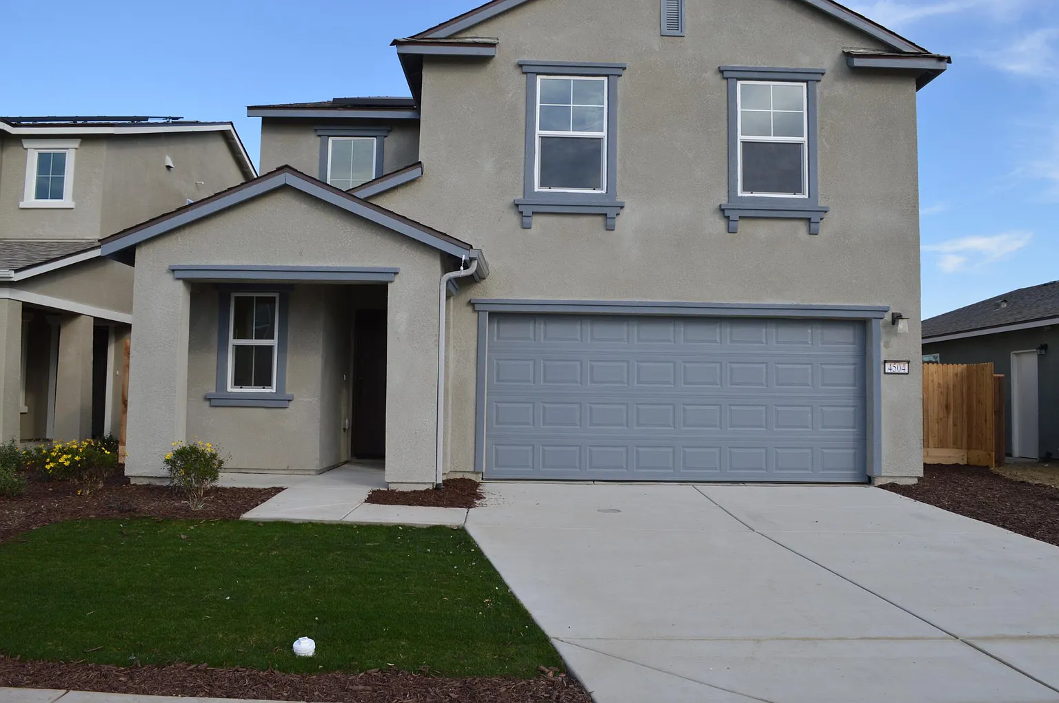 4504 Lindsey Ln photo 1