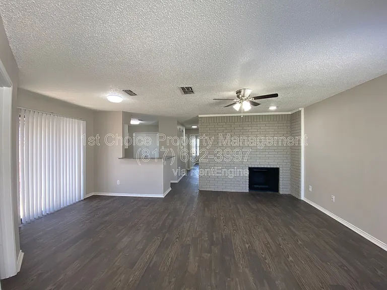 6706 Crestmont Ct — Photo 7