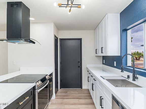 4th image of 11835 N 49TH Drive