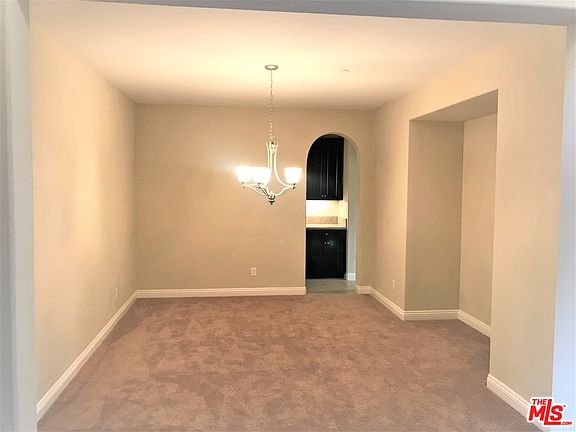 4th image of 28128 N Anvil Ct