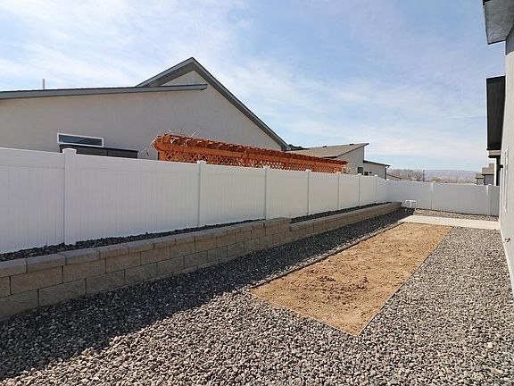 5th image of 1640 Rusty Rivet Rd