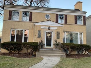 4914 Coyle Ave, Skokie, IL 60077