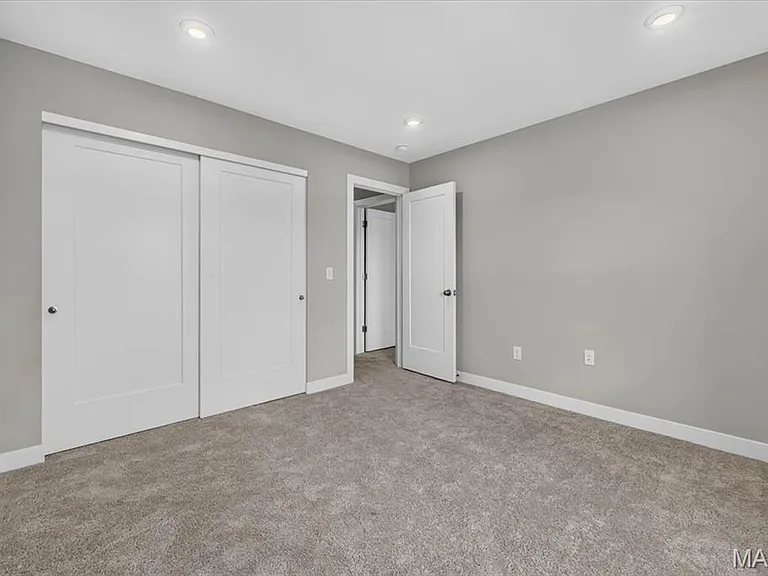 8933 Eager Rd — Photo 23
