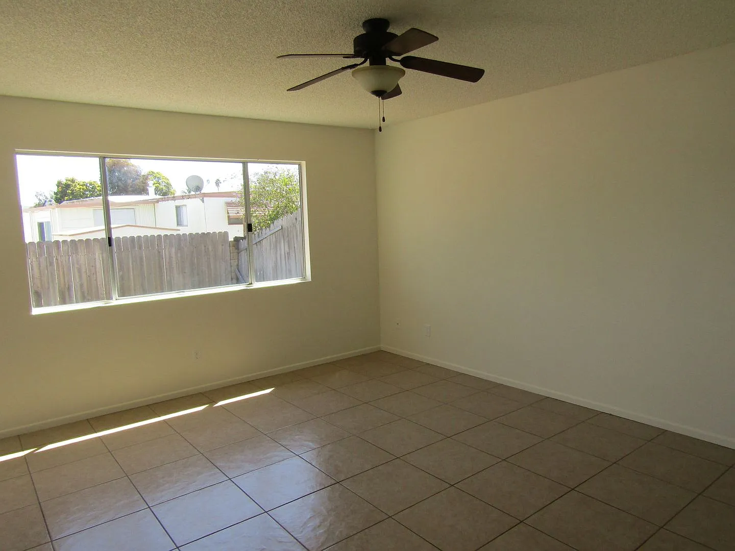Cute 2 bedroom Arroyo Grande Twin Home — Photo 4