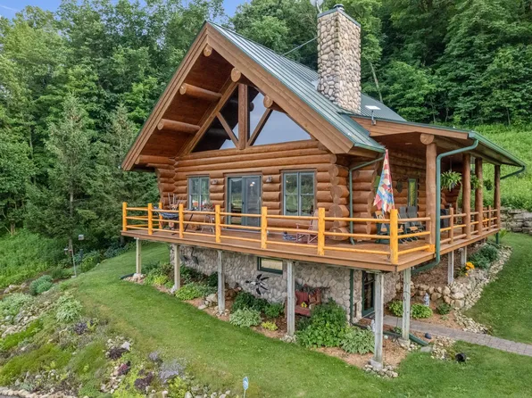 30453 County Road 19, Rushford, MN 55971