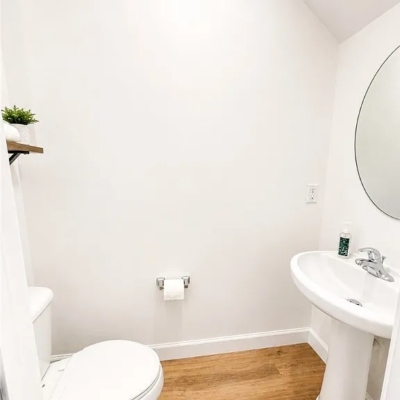 105 Orkney Rd — Photo 4