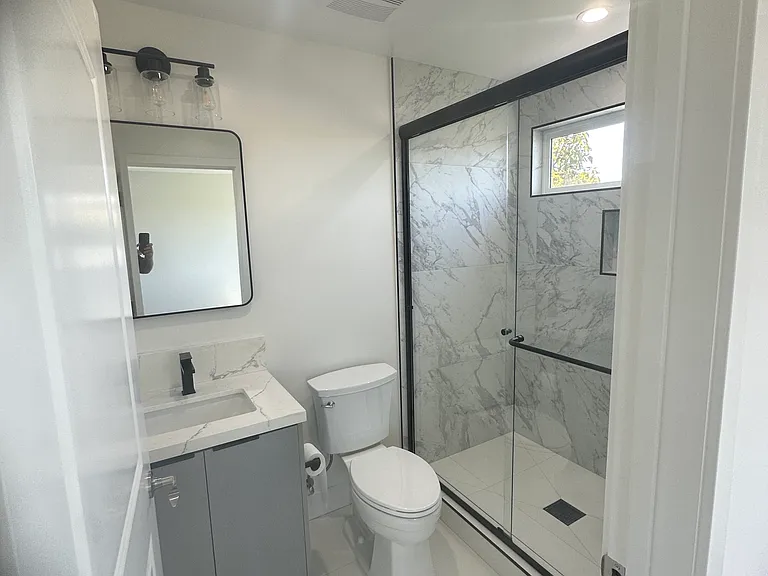 522 W 168th St #522 — Photo 16