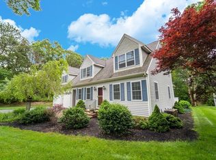 86 Bournehurst Dr, Plymouth, MA 02360