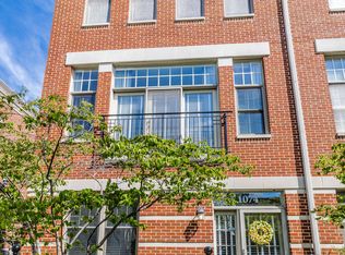 1074 W Fry St, Chicago, IL 60642