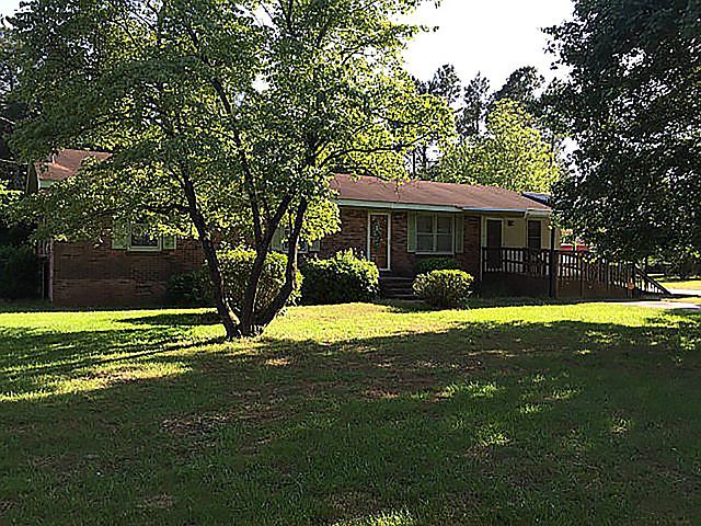 1st image of 210 Bryant Cir